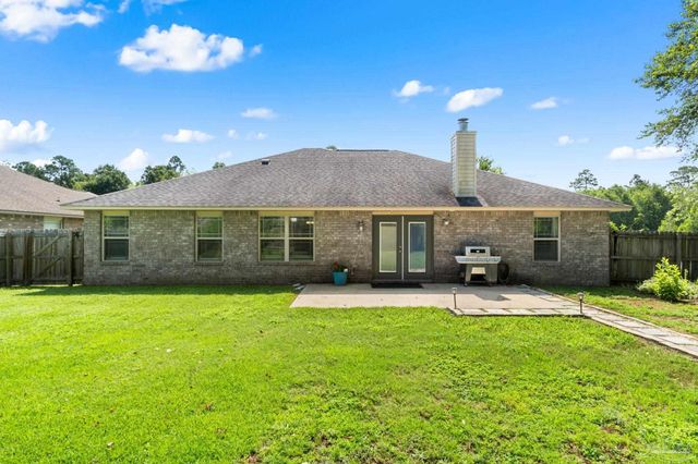 6066 Autumn Pines Cir, Pace, FL 32571