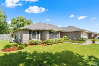 6066 Autumn Pines Cir, Pace, FL 32571