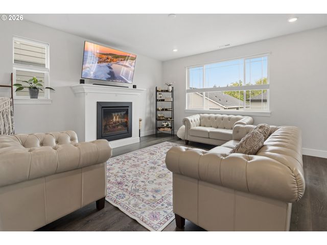 14999 Nw EVELYN St, Portland, OR 97229