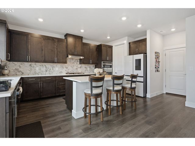 14999 Nw EVELYN St, Portland, OR 97229