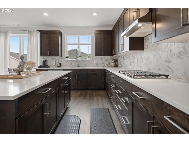 14999 Nw EVELYN St, Portland, OR 97229