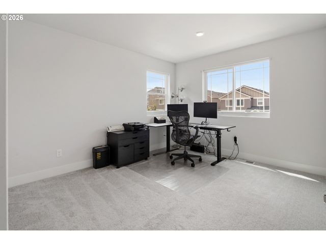 14999 Nw EVELYN St, Portland, OR 97229