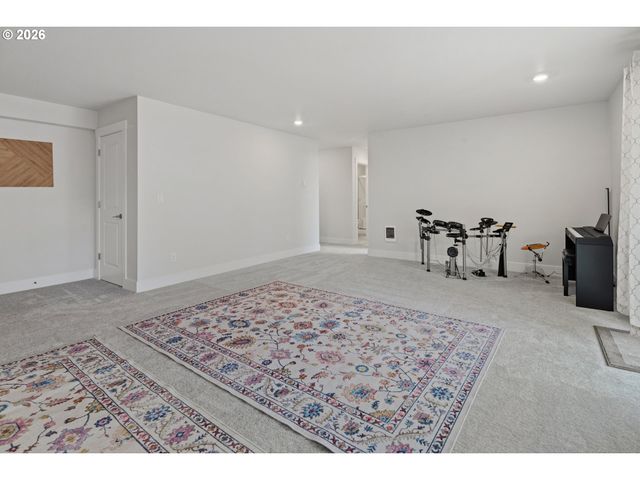 14999 Nw EVELYN St, Portland, OR 97229