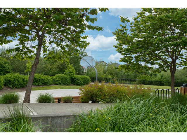 14999 Nw EVELYN St, Portland, OR 97229