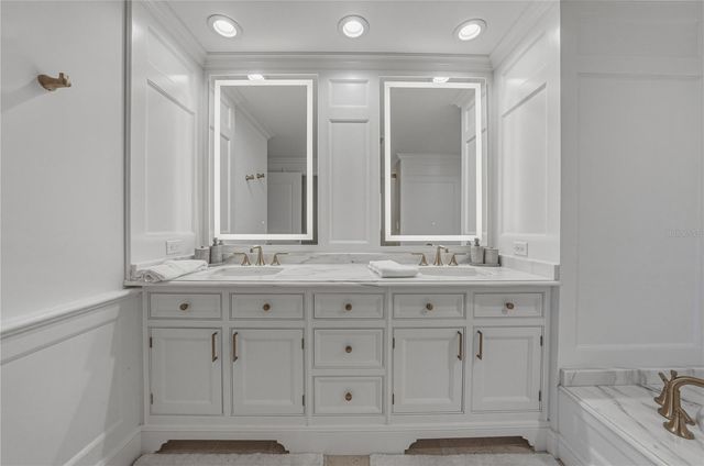 450 KNIGHTS RUN AVENUE 902, Tampa, FL 33602