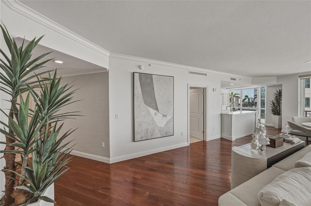 450 KNIGHTS RUN AVENUE 902, Tampa, FL 33602