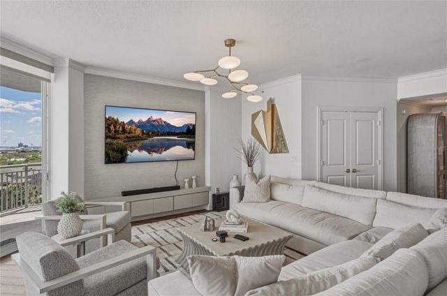 450 KNIGHTS RUN AVENUE 902, Tampa, FL 33602