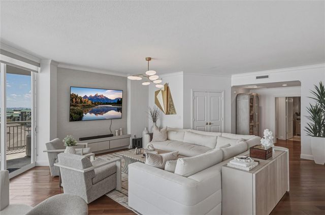 450 KNIGHTS RUN AVENUE 902, Tampa, FL 33602