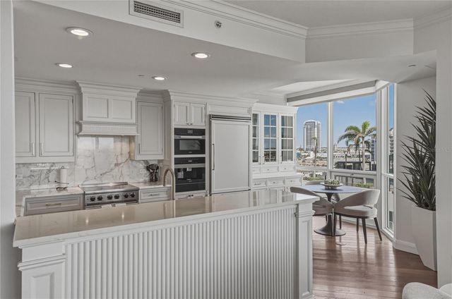 450 KNIGHTS RUN AVENUE 902, Tampa, FL 33602