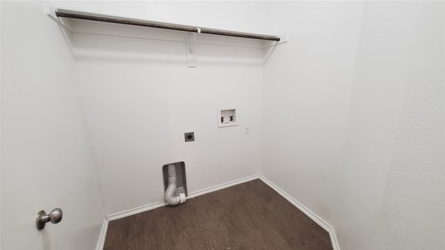 5424 Creek Hill Lane, Fort Worth, TX 76179