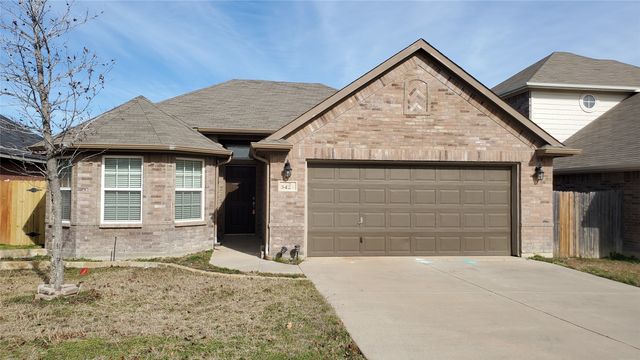 5424 Creek Hill Lane, Fort Worth, TX 76179