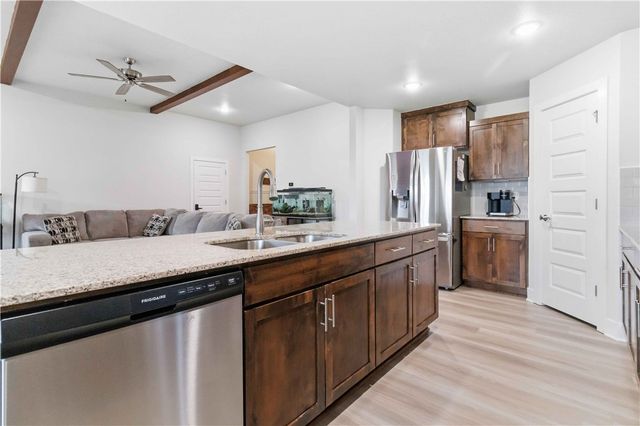 642 Mary Katherine Street, Prairie Grove, AR 72753