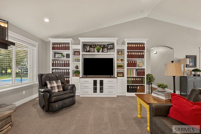 916 Oak Hill Way, Rexburg, ID 83440