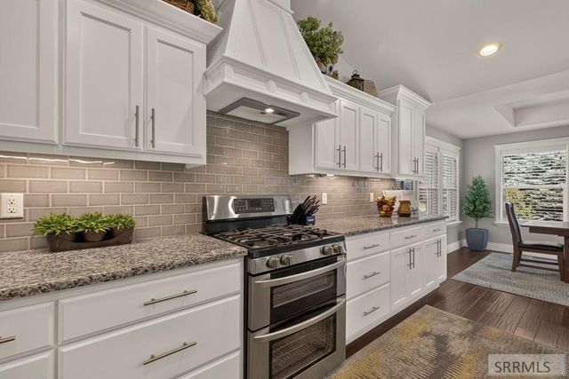 916 Oak Hill Way, Rexburg, ID 83440