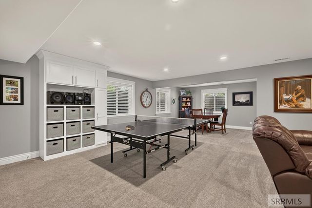 916 Oak Hill Way, Rexburg, ID 83440