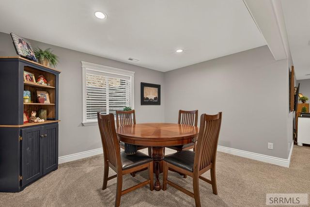 916 Oak Hill Way, Rexburg, ID 83440