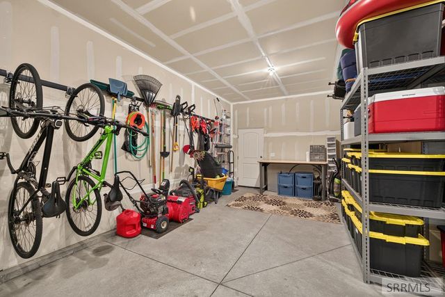 916 Oak Hill Way, Rexburg, ID 83440