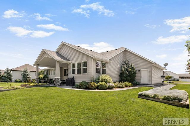 916 Oak Hill Way, Rexburg, ID 83440