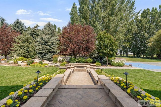 916 Oak Hill Way, Rexburg, ID 83440