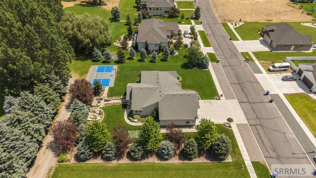 916 Oak Hill Way, Rexburg, ID 83440