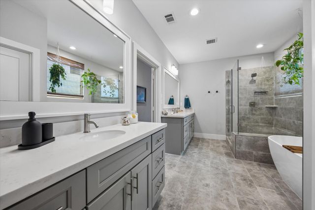 2704 Baldwin Street, Houston, TX 77006