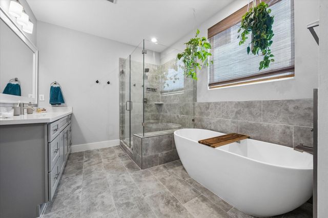 2704 Baldwin Street, Houston, TX 77006