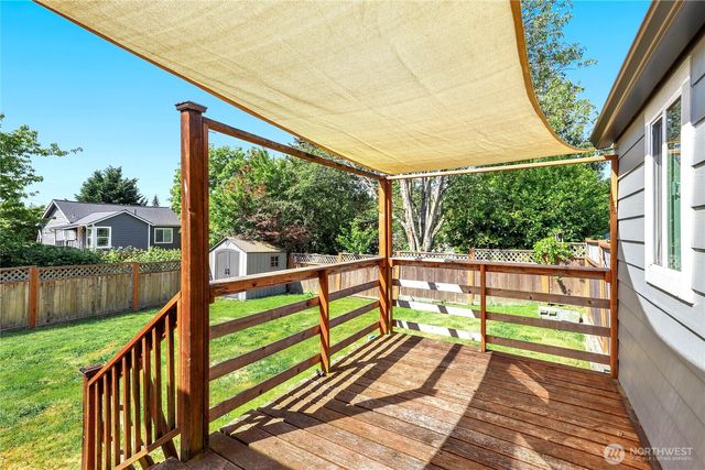 3733 D Street, Bremerton, WA 98312
