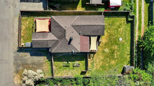 3733 D Street, Bremerton, WA 98312