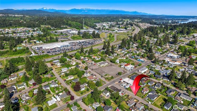3733 D Street, Bremerton, WA 98312