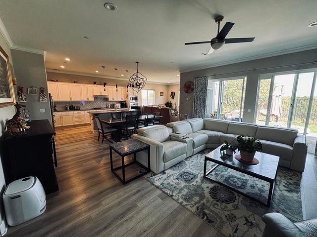 5844 Leaf Springs Place, Santa Maria, CA 93455