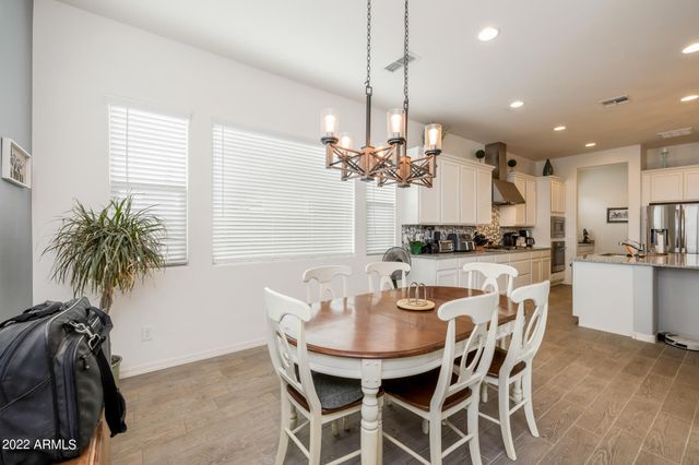 40587 N SPOTTED Lane, San Tan Valley, AZ 85140