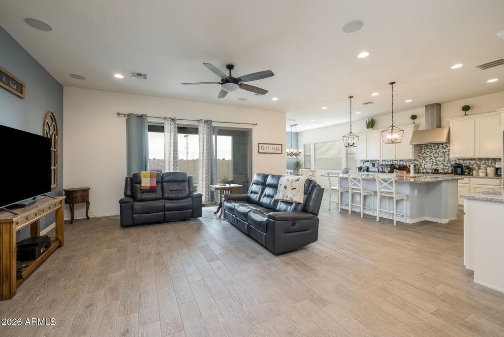 40587 N SPOTTED Lane, San Tan Valley, AZ 85140 — photo 4