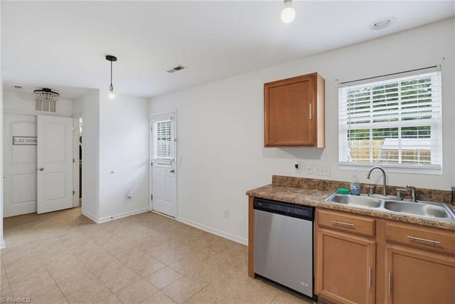 296 Azalea Drive, Winston-salem, NC 27105