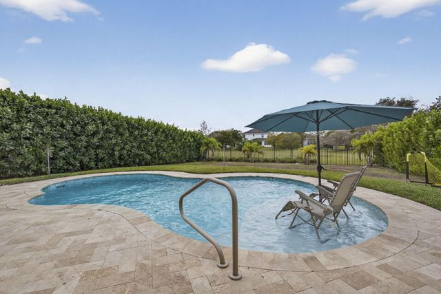 929 Sterling Pine Place, The Acreage, FL 33470