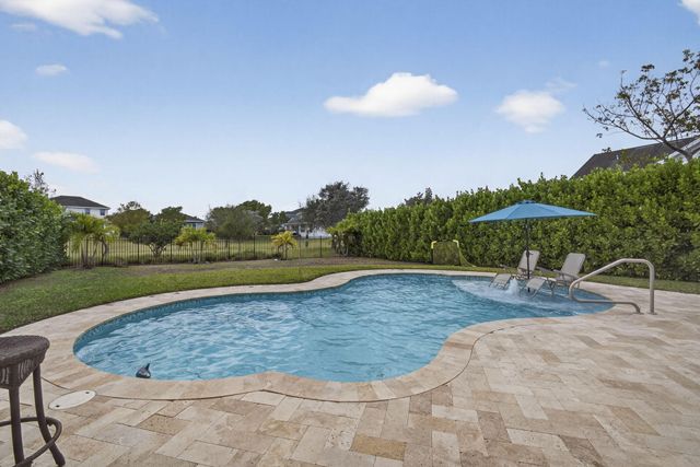 929 Sterling Pine Place, The Acreage, FL 33470