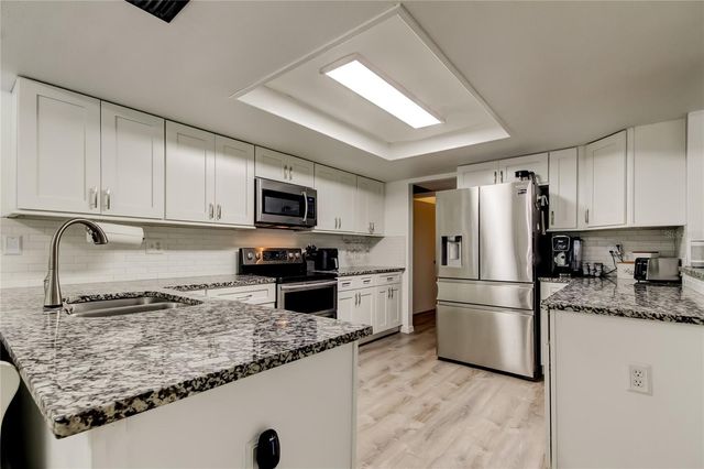 7320 HIDEAWAY TRAIL, New Port Richey, FL 34655