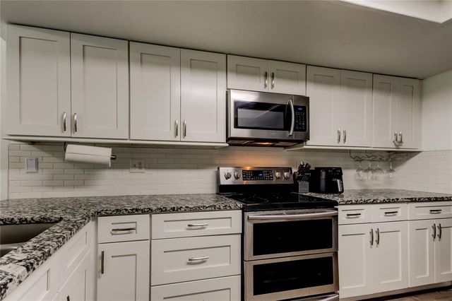 7320 HIDEAWAY TRAIL, New Port Richey, FL 34655