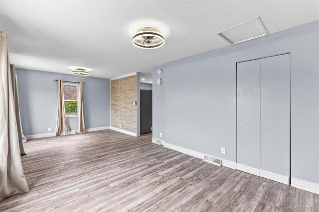 6163 N State Road, Richfield Township, MI 48423