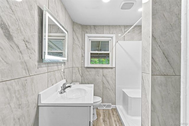 6163 N State Road, Richfield Township, MI 48423