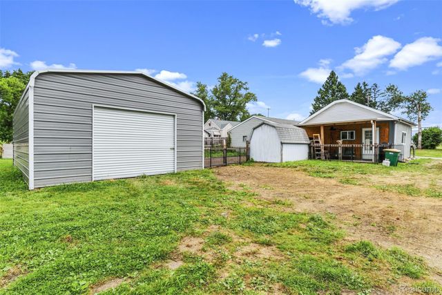 6163 N State Road, Richfield Township, MI 48423