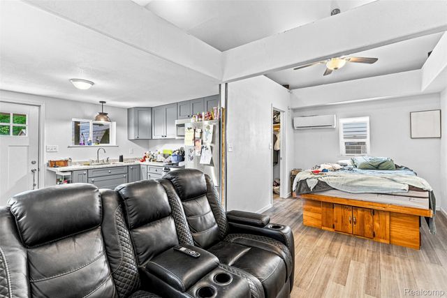6163 N State Road, Richfield Township, MI 48423