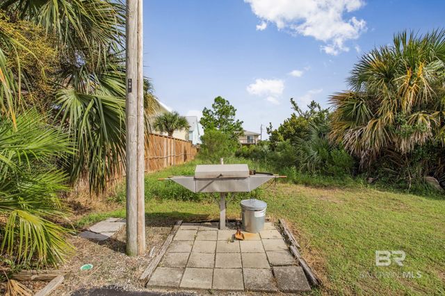 1138 W Beach Boulevard 204, Gulf Shores, AL 36542