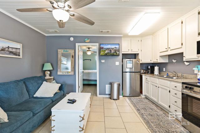 1138 W Beach Boulevard 204, Gulf Shores, AL 36542