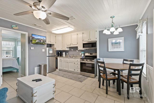 1138 W Beach Boulevard 204, Gulf Shores, AL 36542