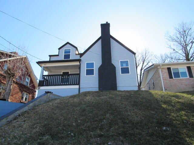 410 E Locust Street, Mt Sterling, KY 40353