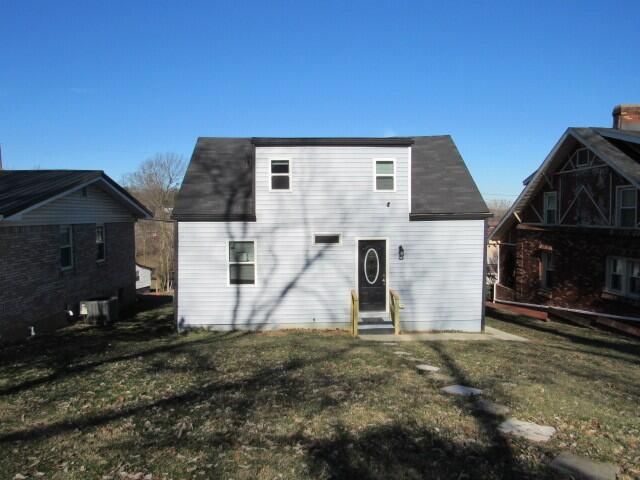 410 E Locust Street, Mt Sterling, KY 40353