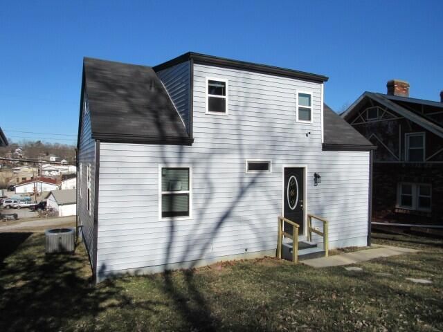 410 E Locust Street, Mt Sterling, KY 40353