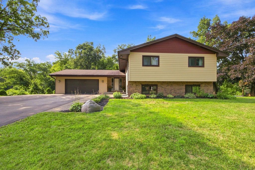 2056 128th Street W, Rosemount, MN 55068 — exterior