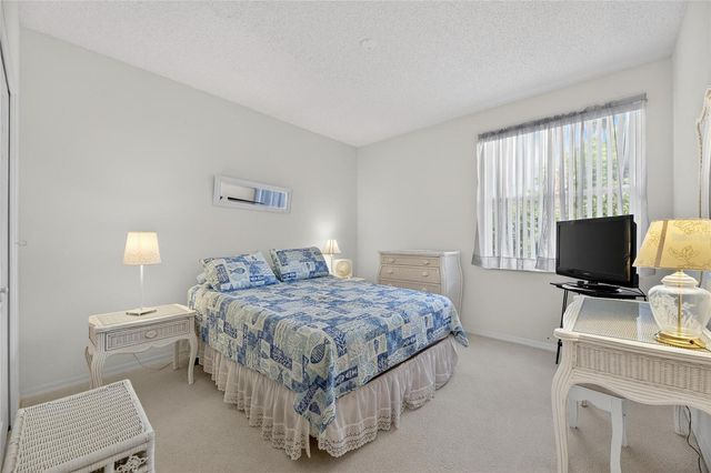 1012 RADISON AVENUE 12, Sun City Center, FL 33573