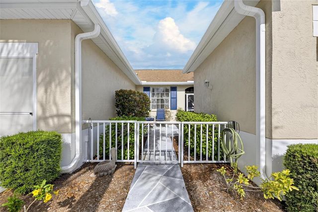1012 RADISON AVENUE 12, Sun City Center, FL 33573